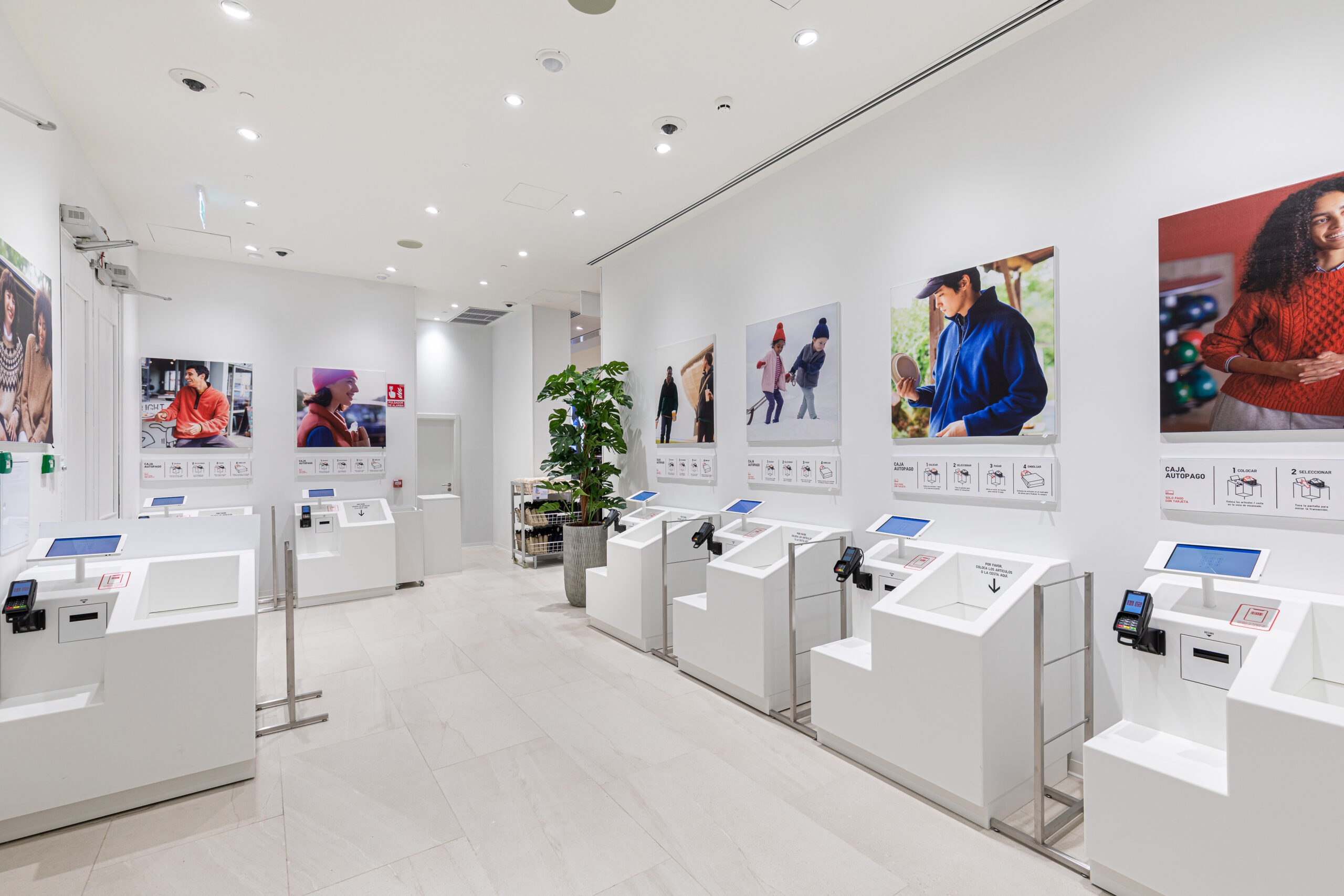 In-store communication Uniqlo Kendu