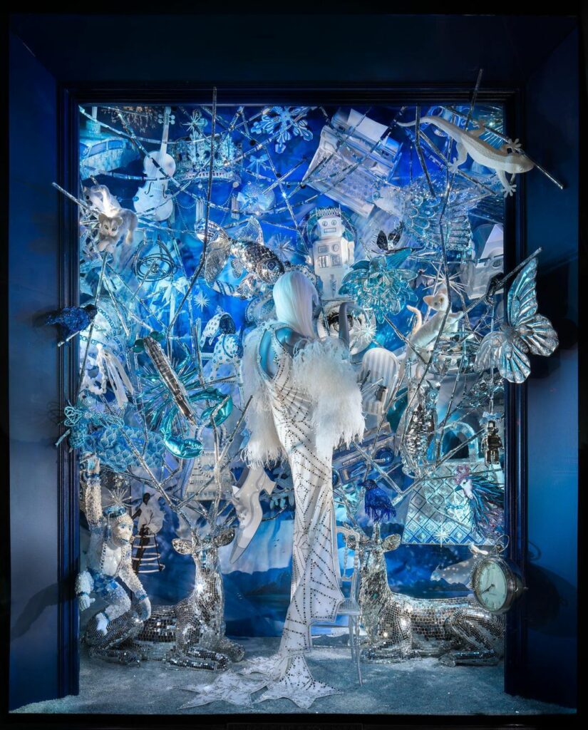 Bergdorf Goodmang window display based on glitter and silver. 