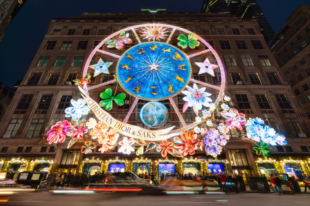 Saks Fifth Avenue façade for "Carrousel of Dreams" with Dior